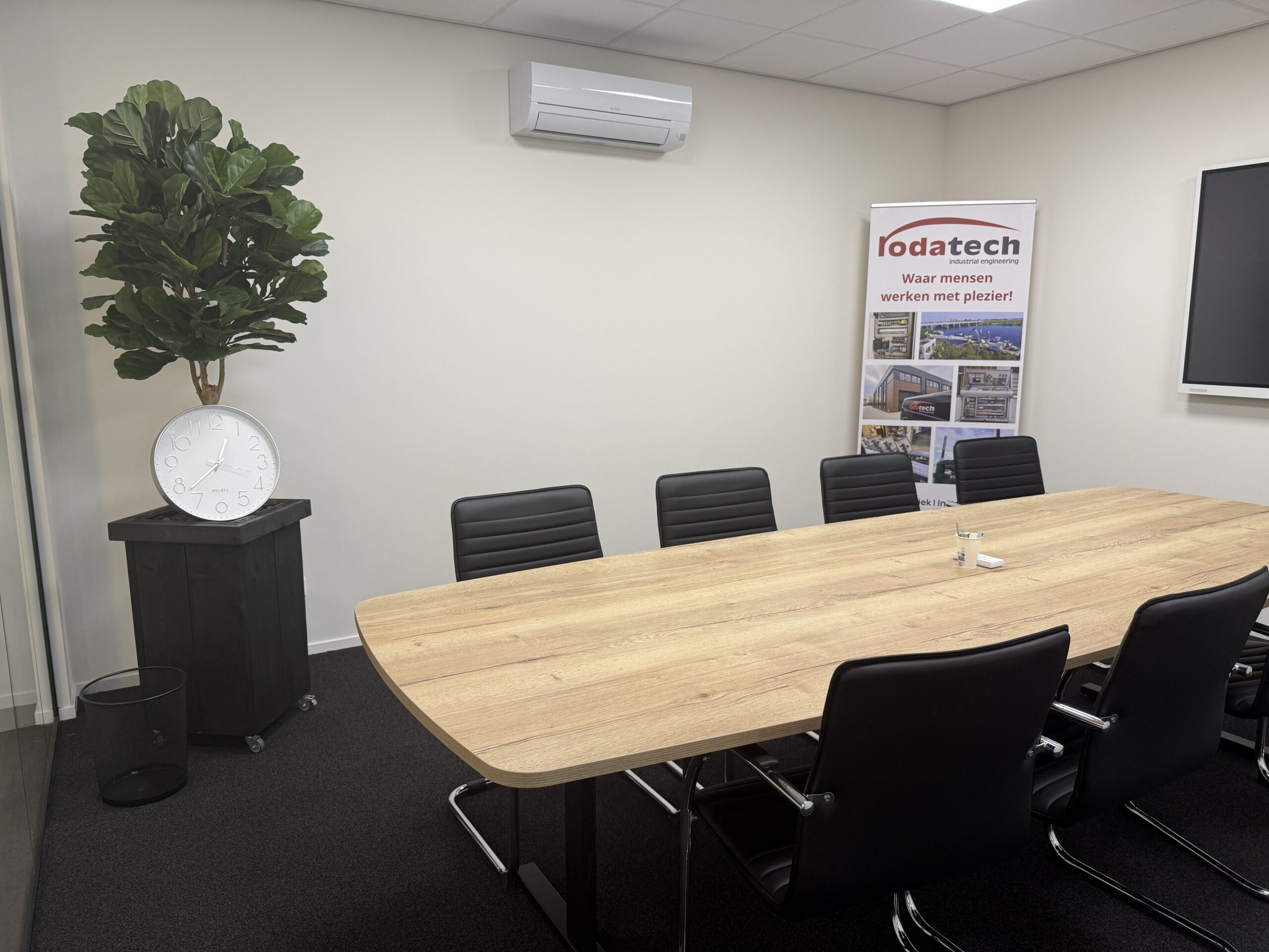 Rodatech - Industrial engineering. Vergaderzaal in Oosterhout aan de Everdenberg 4Y